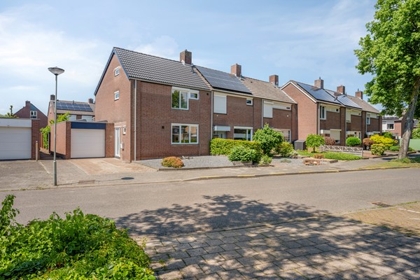 Medium property photo - Caumerbeek 11, 6166 GD Geleen